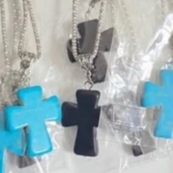 Cross Necklace Black stone cross on Silver Chain 2 1/2" extender, lobste… - Picture 10 of 12